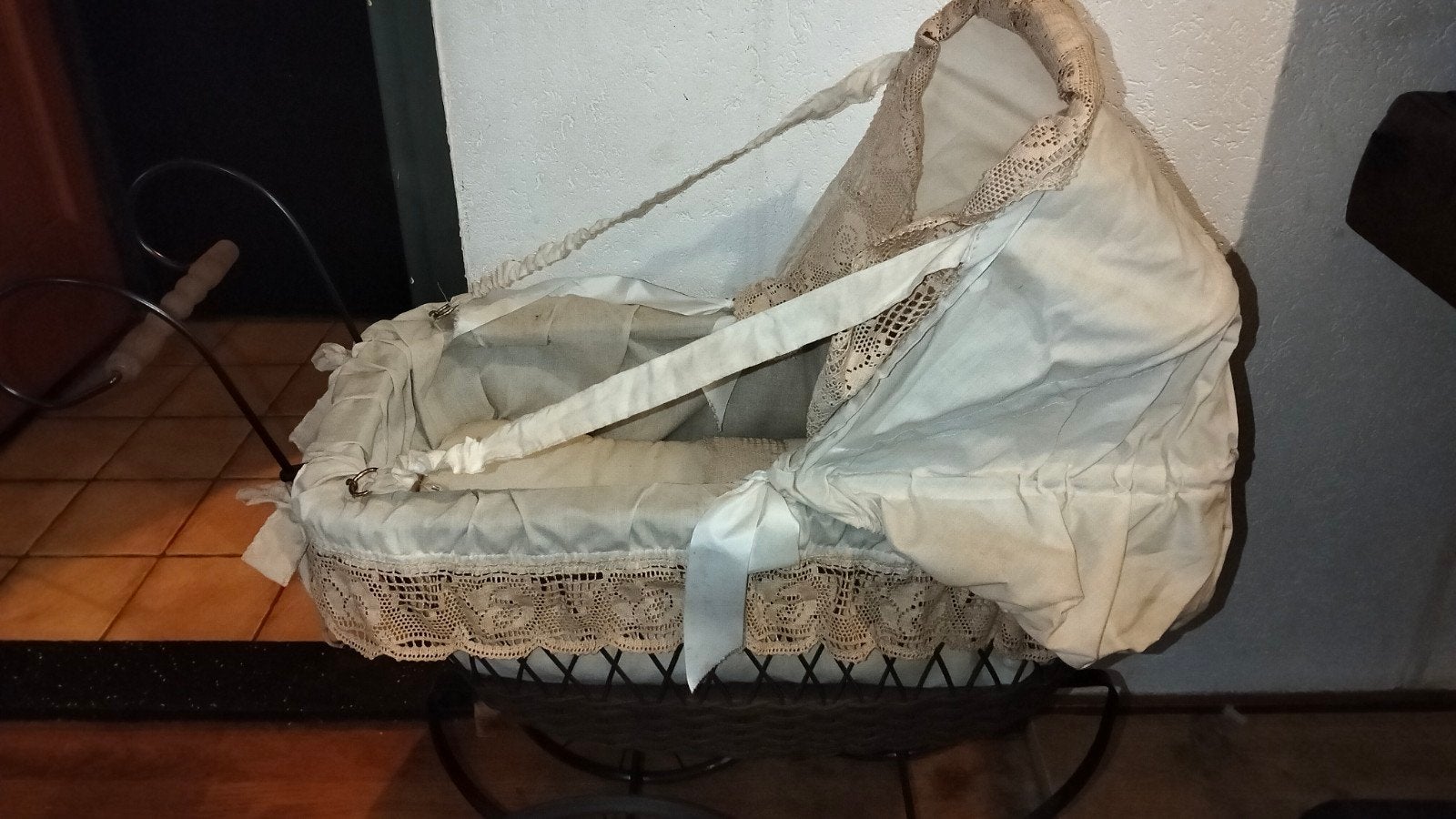 Mooie grote poppenwagen kinderwagen kant stof, Ophalen