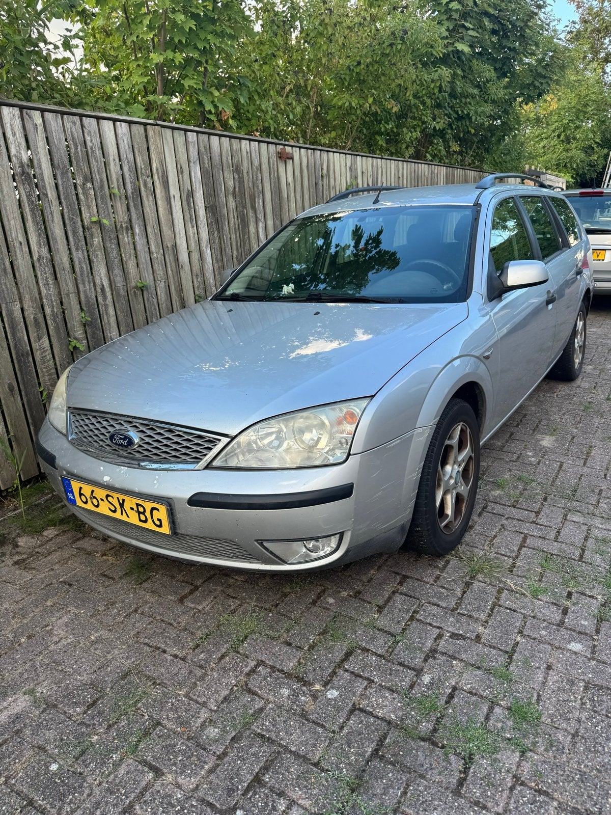 Ford Mondeo 1.8 16V 92KW Wagon 2006 Grijs, 4 cilinders, Origineel Nederlands, Stationwagon, Handgeschakeld