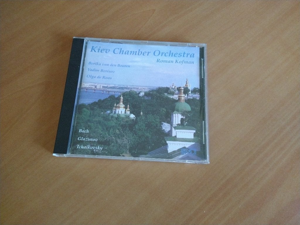 CD Kiev Chamber Orchestra. Bach - Glazunov - Tchaikovsky, Ophalen of Verzenden, Barok, Zo goed als nieuw, Overige typen