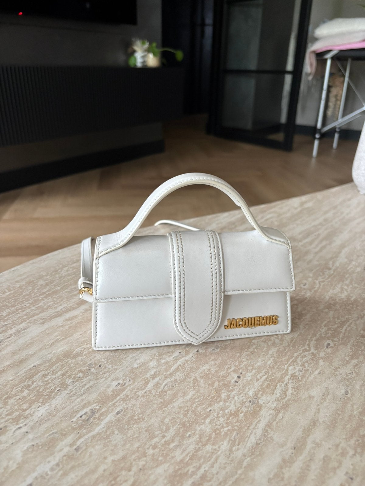 Jacquemus tas bambino mini, Sieraden, Tassen en Uiterlijk, Verzenden, Zo goed als nieuw, Zwart