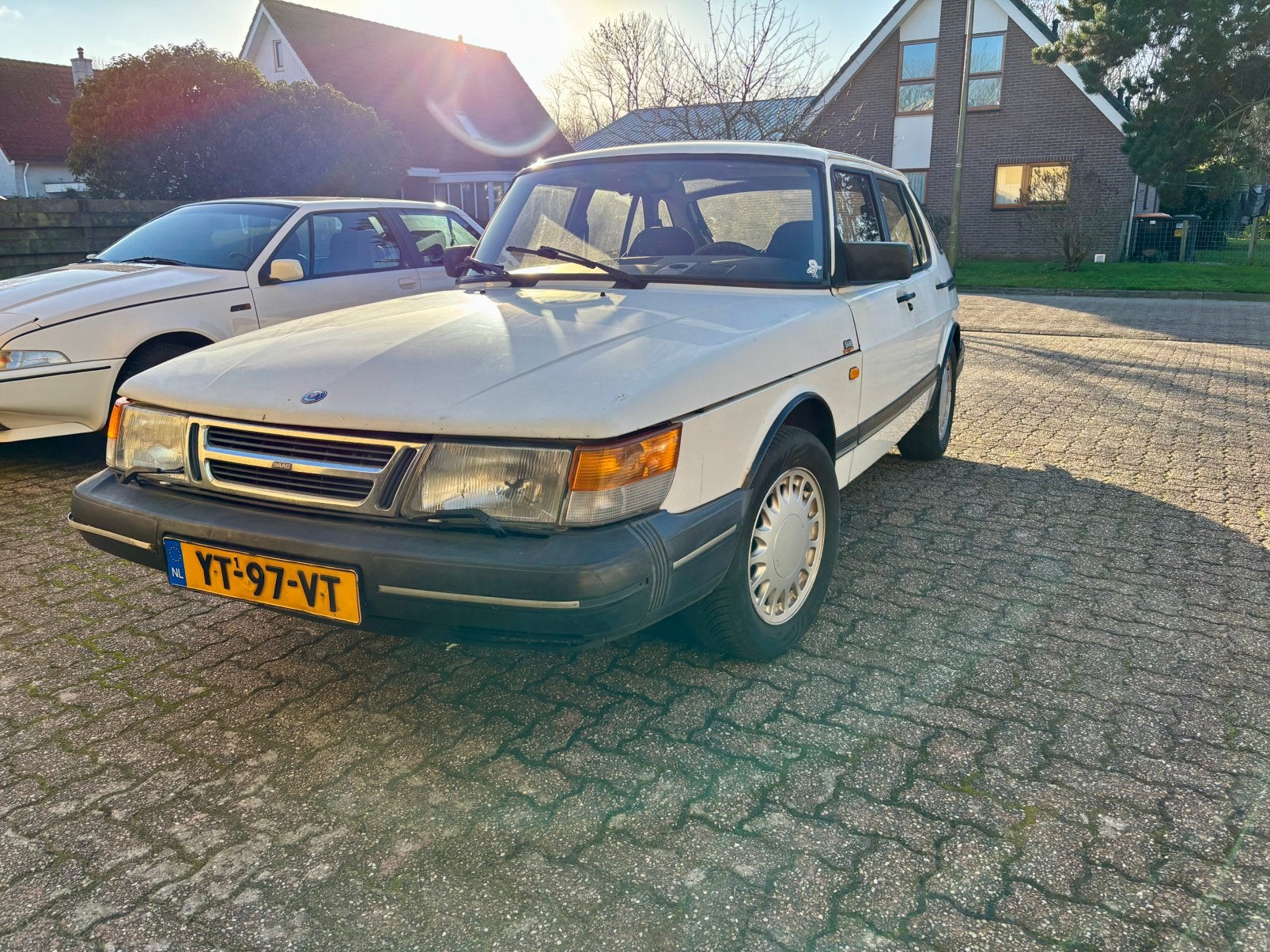 saab 900 classic voor liefhebber, Auto's, Stof, Wit, Saab 900, Handgeschakeld