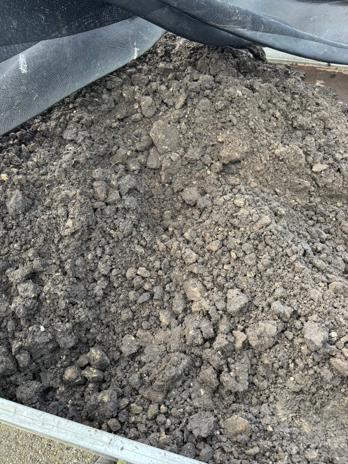 Zand teelaarde gratis bezorgd