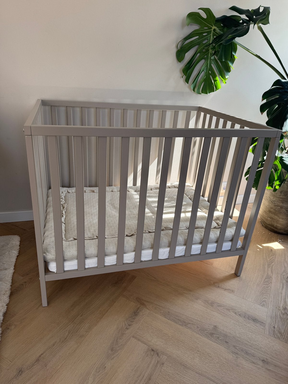 Mooie beige taupe box zgan met matrasje en hoes, Ophalen of Verzenden, Zo goed als nieuw, Overige typen