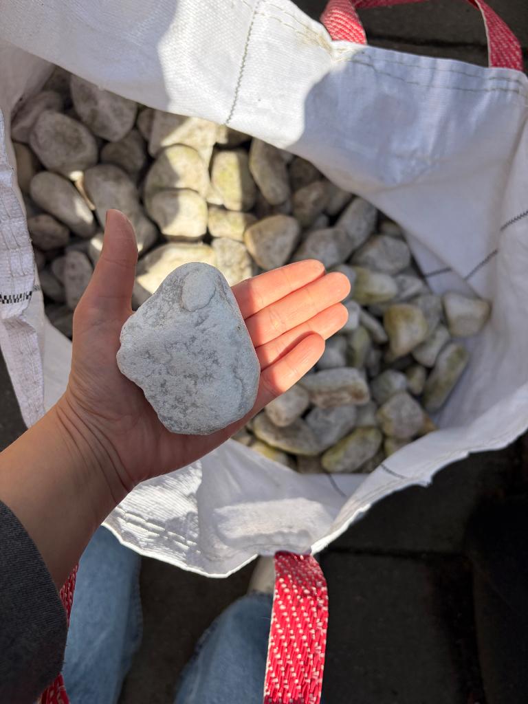 Gratis ophalen Carrara keien, Ophalen, Gebruikt, Wit, Kei