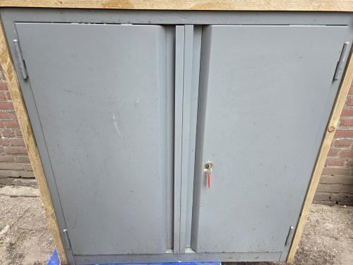 metalen kast bekleedt met steigerhout, Ophalen of Verzenden, 'T Olde Gre-j, Info@toldegrej.nl, Endepoelstraat 20f Didam