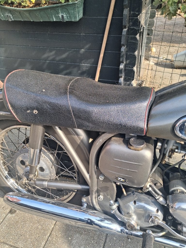Te  koop  gevaagd  Norton  buddyseat, Ophalen of Verzenden, Gebruikt