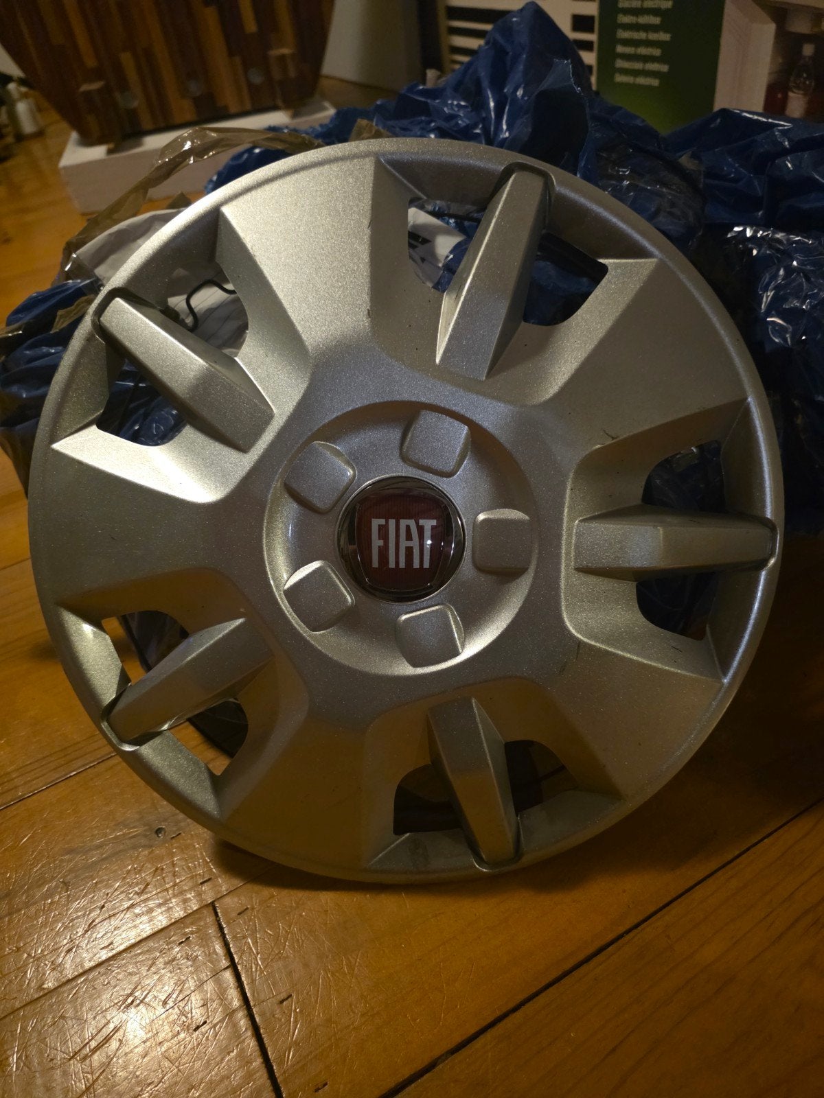 Fiat rood label 15" wieldoppen 4 stuks, Auto diversen, Ophalen of Verzenden