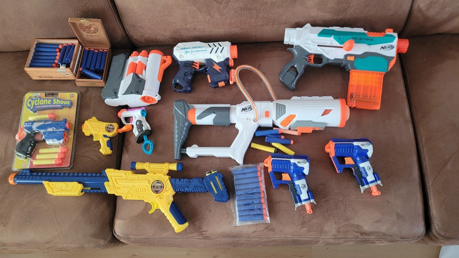 Collectie Nerf pistolen Super Soaker pijltjes en diversen, Ophalen of Verzenden, Zo goed als nieuw