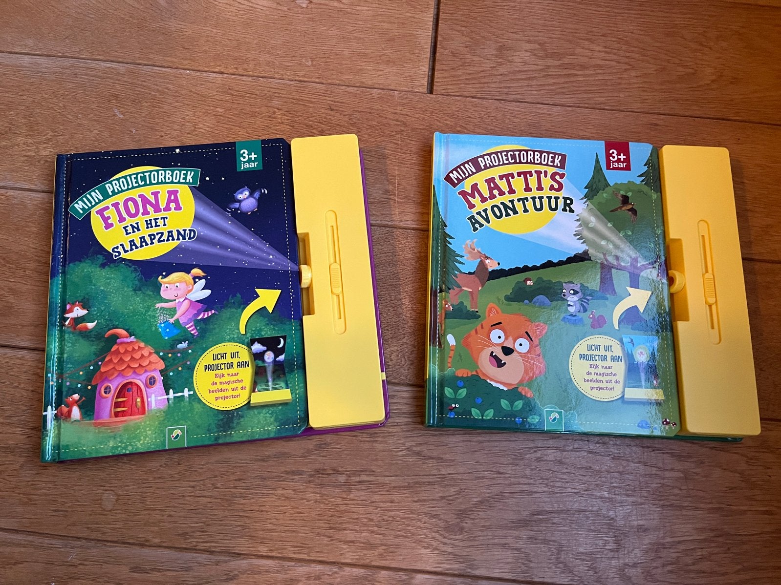 Mijn Projectorboek: Fiona en Matt's Avontuur (2 boeken), Ophalen, Zo goed als nieuw, Uitklap-, Voel- of Ontdekboek, 3 tot 4 jaar