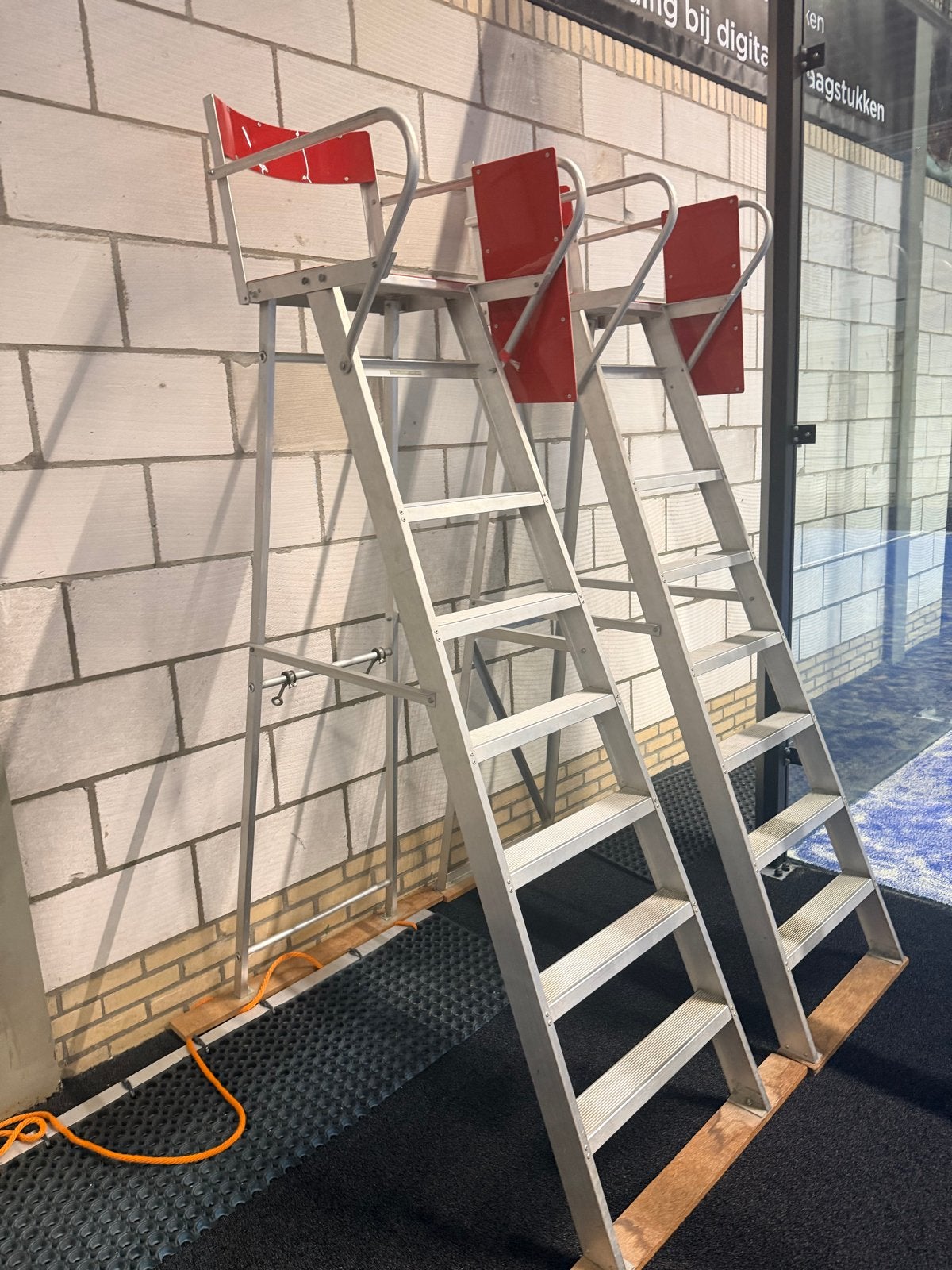 1 x Scheidsrechtersstoel - Tennis/Padel, Ophalen, Gebruikt, Trap, 2 tot 4 meter