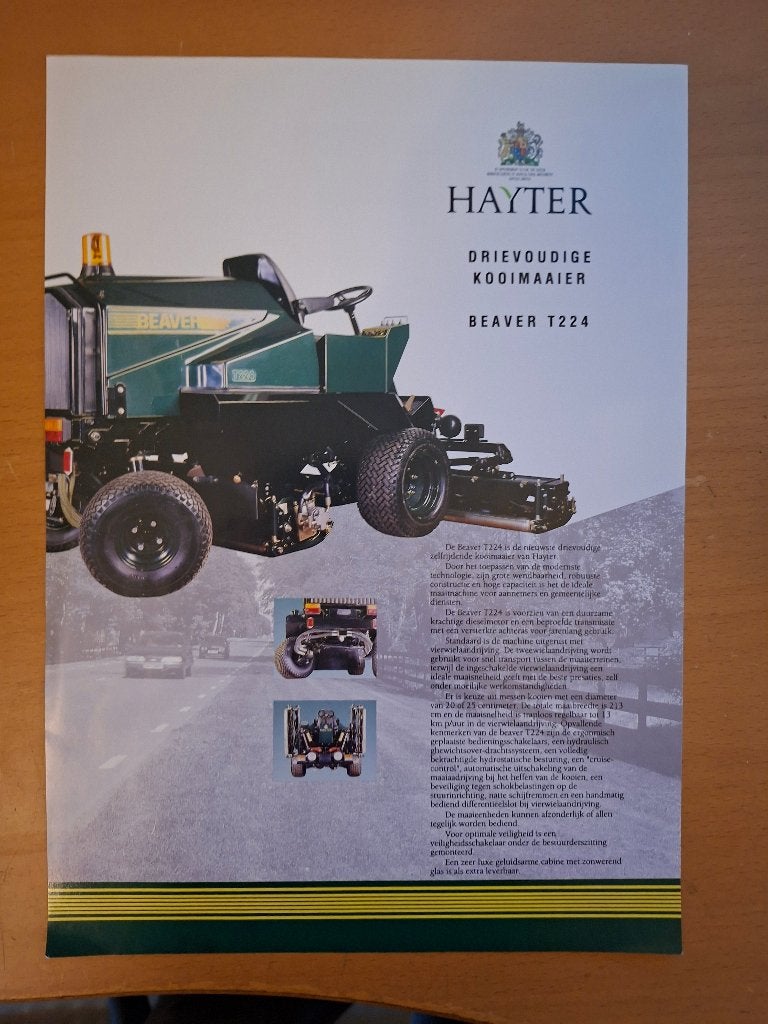Folder Hayter drievoudige kooimaaier Beaver T224, Ophalen of Verzenden, Gelezen, Tractor en Landbouw