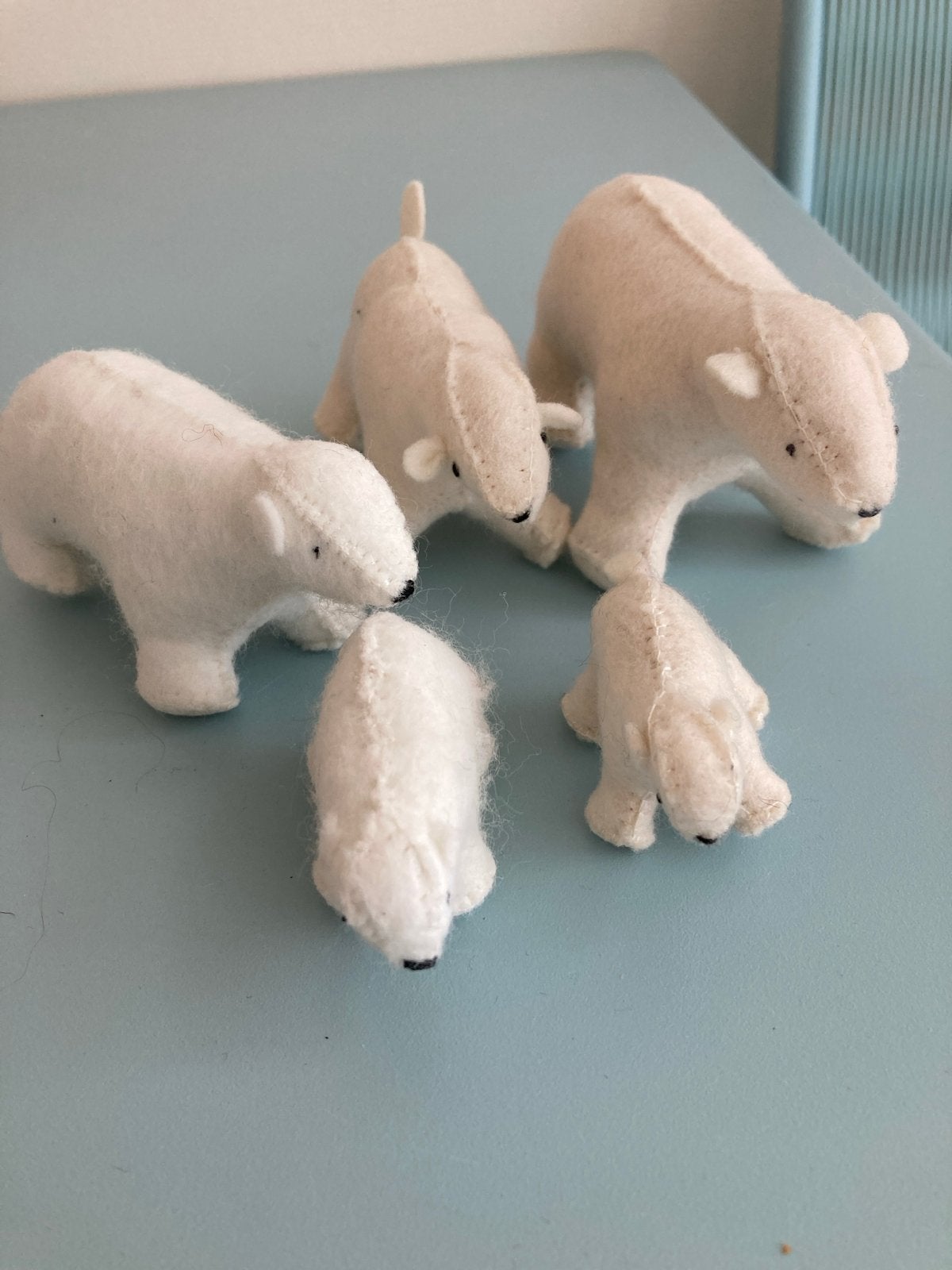 Set van 5 witte ijsberen van wolvilt, Gebruikt, Beer, Ophalen of Verzenden, Middelgroot (20 tot 80 cm)