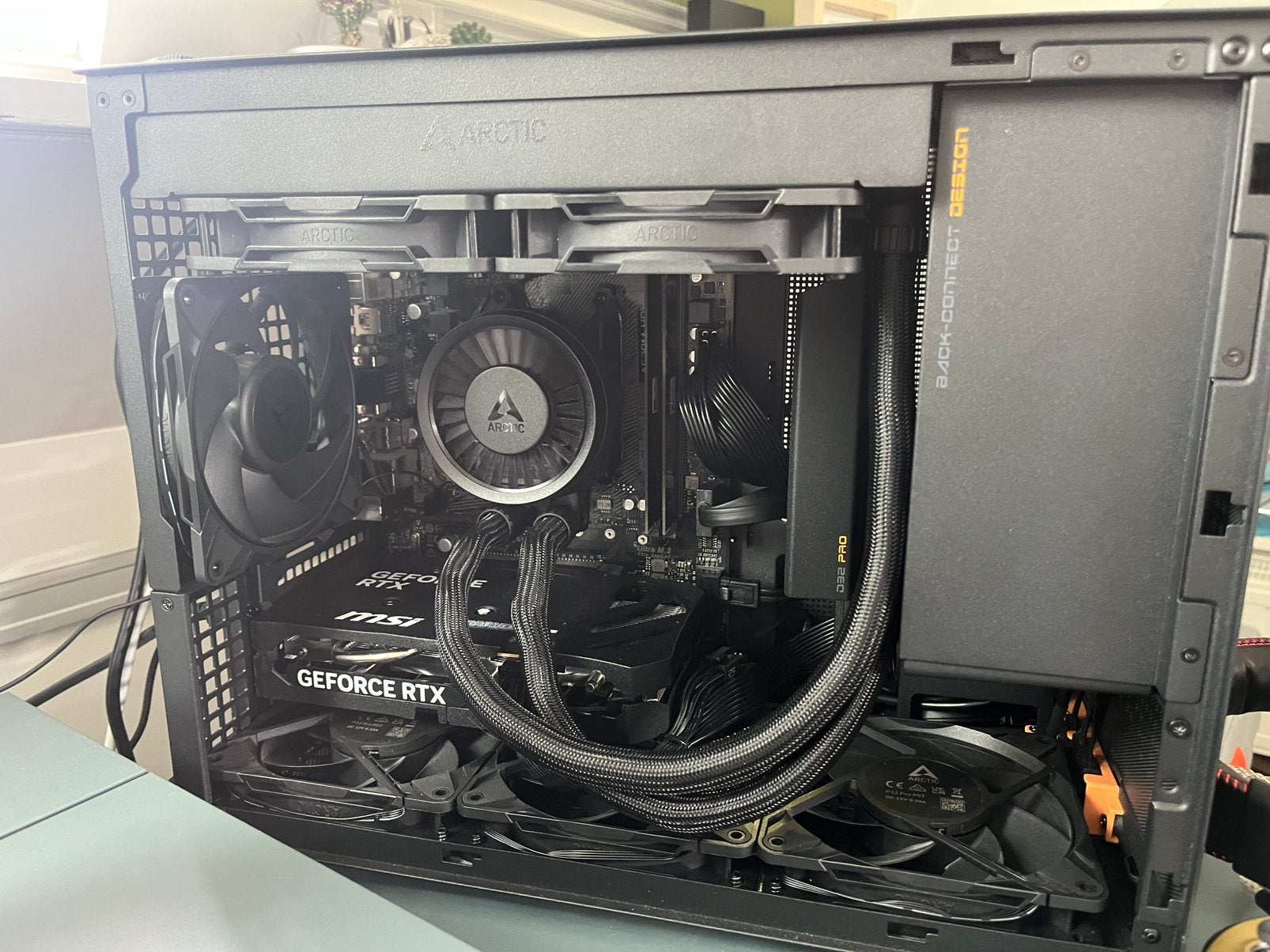 Gaming pc, Computers en Software, Desktop Pc's, Zo goed als nieuw, 4 Ghz of meer, SSD, Gaming, Ophalen