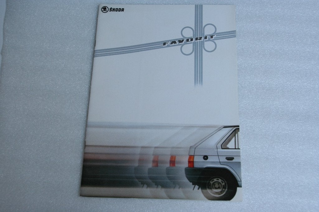 Folder Skoda Favorit + techn/specificaties (circa 1988) (10), Ophalen of Verzenden, Nieuw, Overige merken