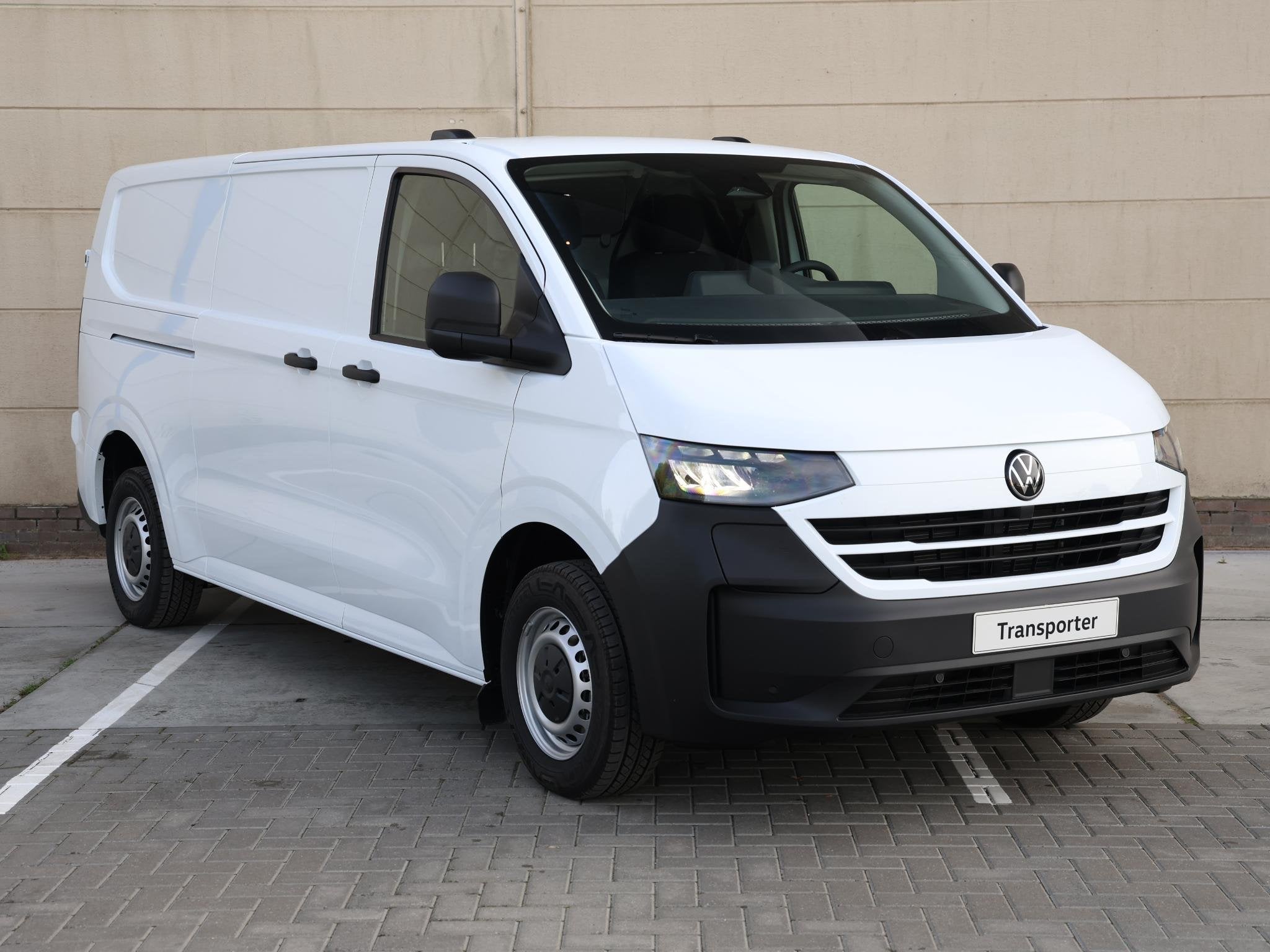 Volkswagen e-Transporter Bestelwagen L2 71 kWh 136PK | Navig, Auto's, Automaat, Zwart, 71 kWh, Volkswagen