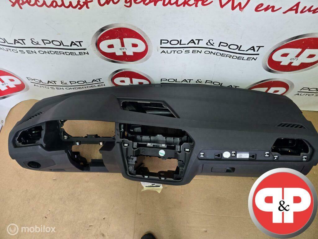 Tiguan 5NA dashboard, Auto-onderdelen