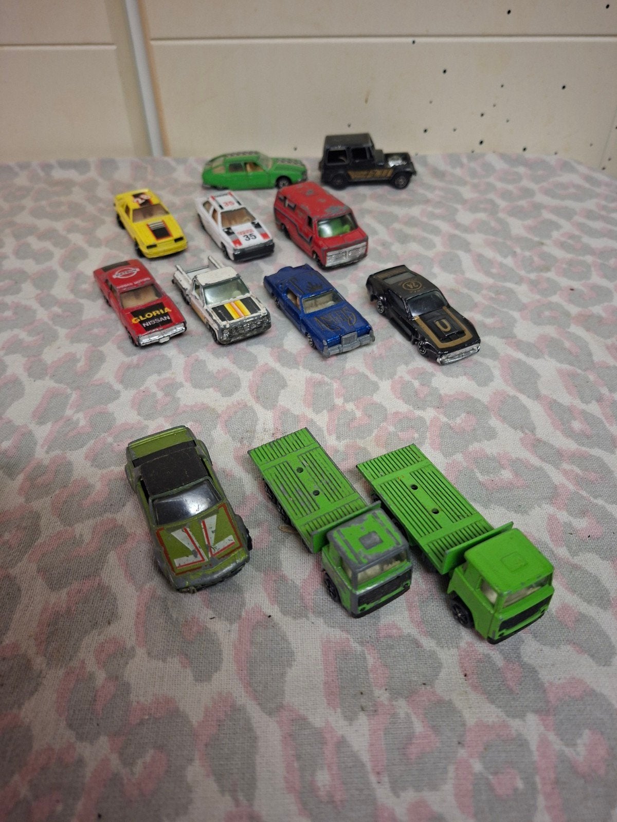 7 x Yatming &2 x Yatming gratis en 3Pla.artt, Hobby en Vrije tijd, Ophalen of Verzenden, Auto