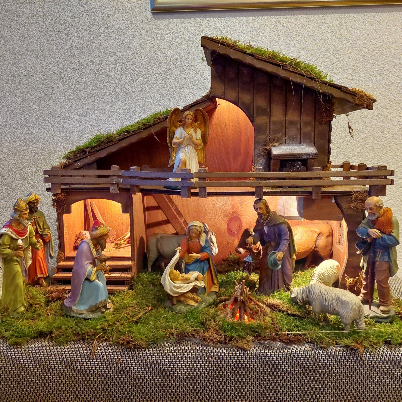 Kerststal en kerstgroep Marolin Papier Maché Duitsland, Ophalen, Gebruikt