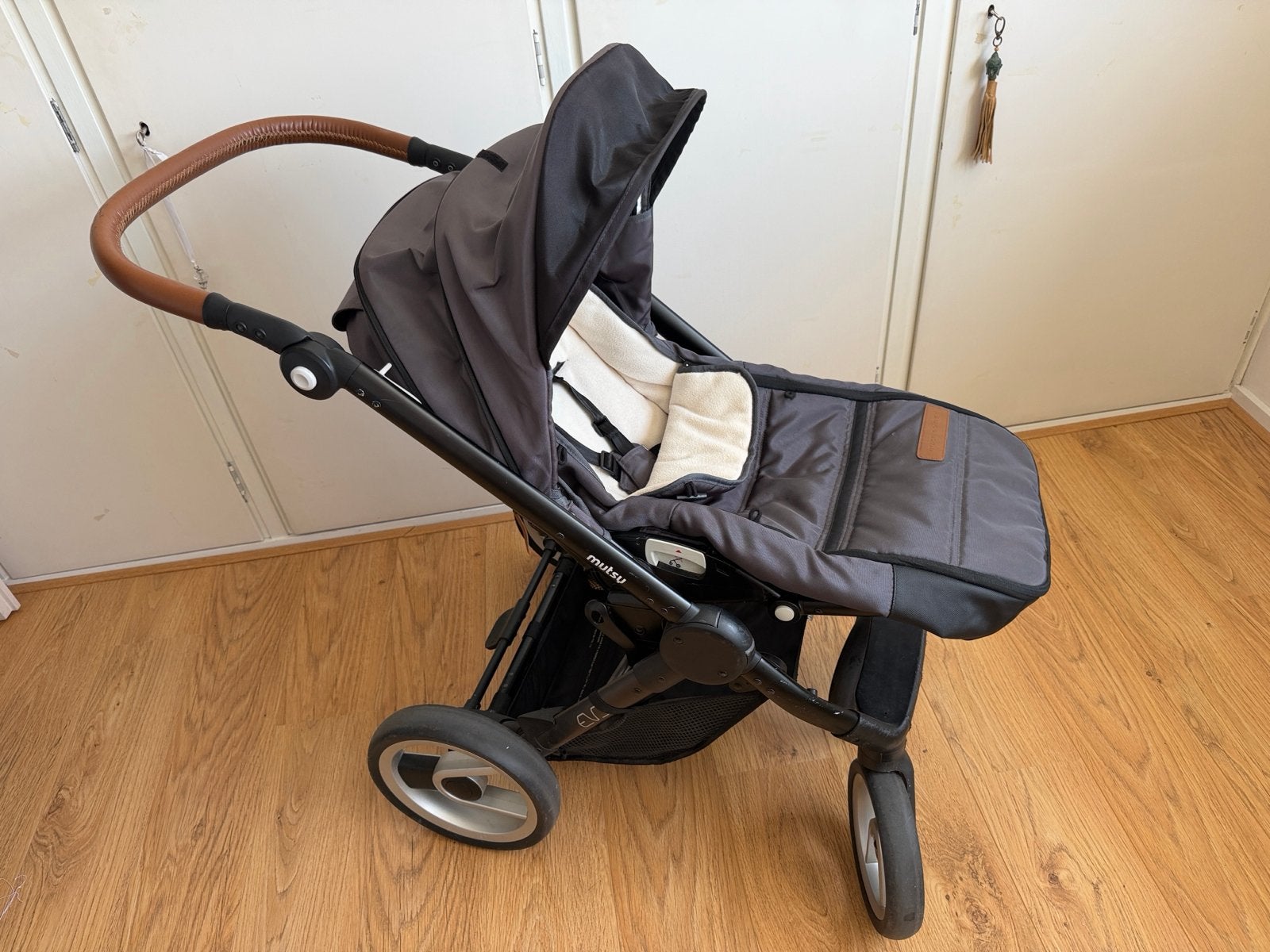 Mutsy Evo Urban Nomad Combiwagen met Reiswieg, Ophalen, Gebruikt, Combiwagen, Met reiswieg