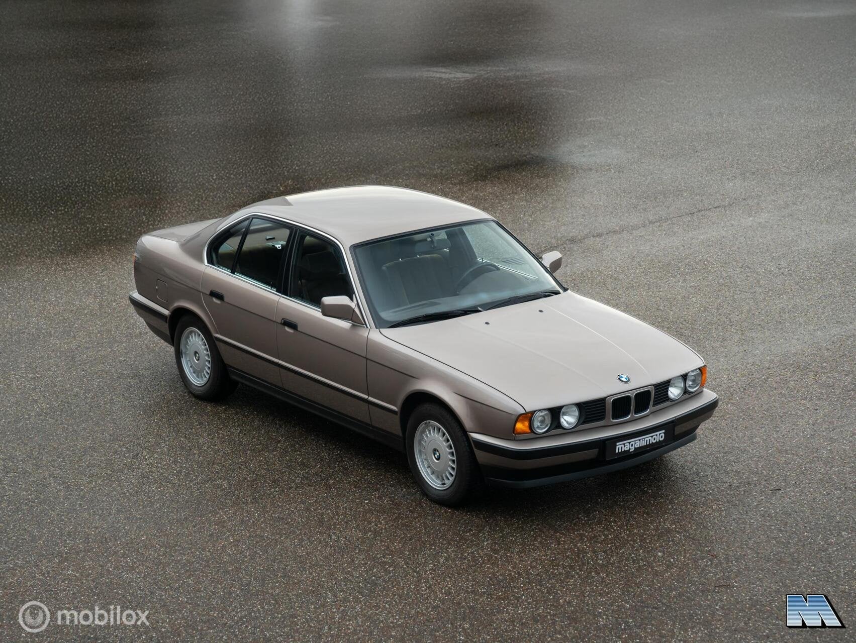 BMW E34 520i | 20.168 km| Z.G.A.N.| Eerste eign. l Manueel, Auto's, BMW, Metallic lak, Gebruikt, 129 pk, 4 stoelen