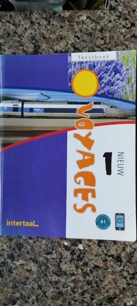 Voyages nieuw 1 en 2 tekstboek en werkboek, Ophalen of Verzenden, Zo goed als nieuw, Overige niveaus