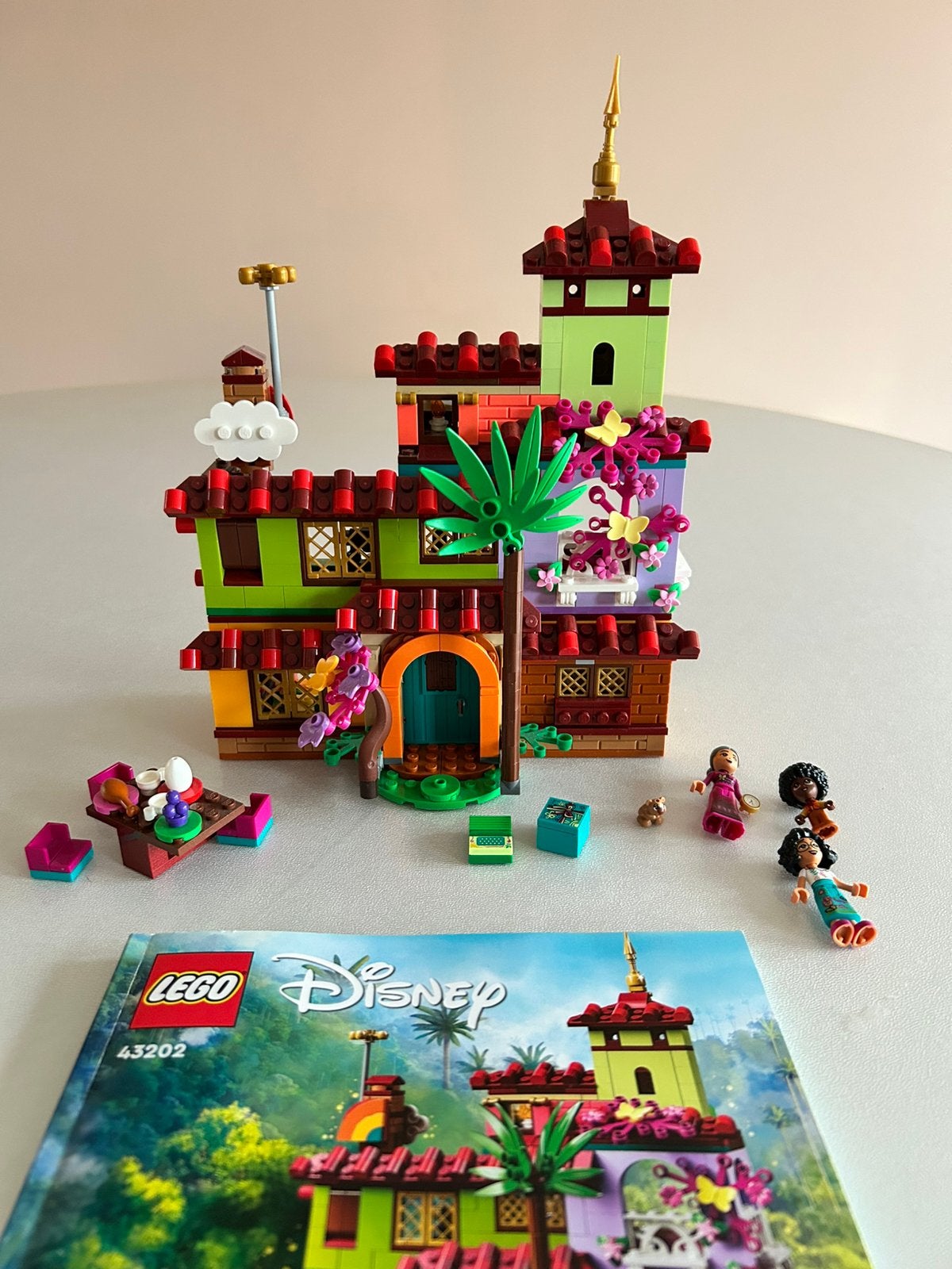 Lego 43202 Disney Encanto huis, Kinderen en Baby's, Speelgoed | Duplo en Lego, Lego, Ophalen of Verzenden, Disney, Complete set