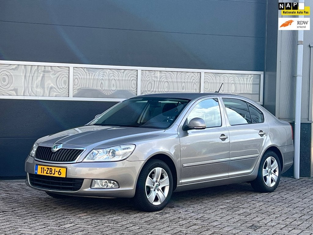 Skoda Octavia 1.2 TSI Ambition Business Line bj.2012 Navi|Cl, Voorwielaandrijving, Euro 5, Stof, Gebruikt
