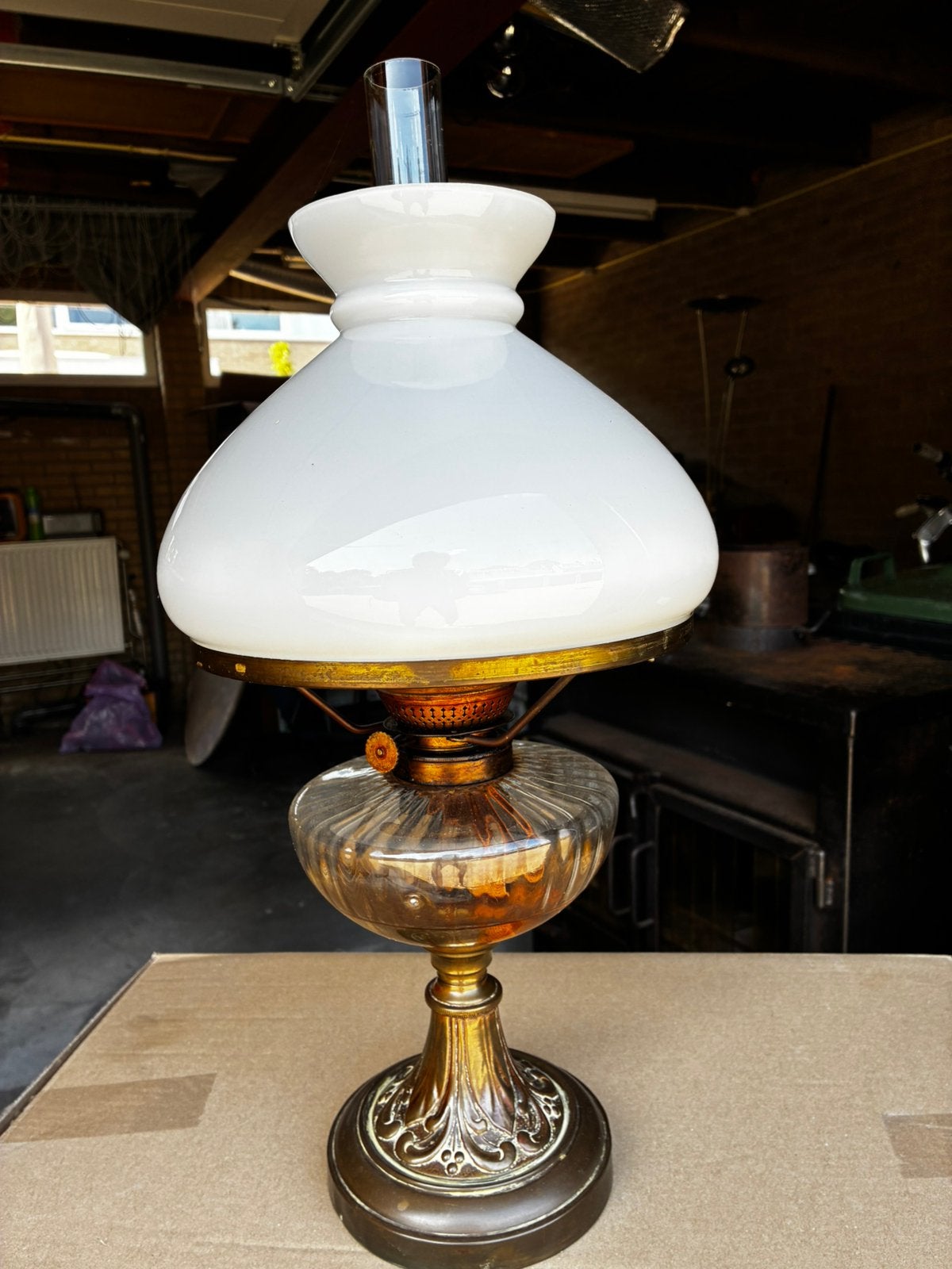 Antieke olie lamp  54cm. Hoog.      Koper  Goede conditie, Ophalen