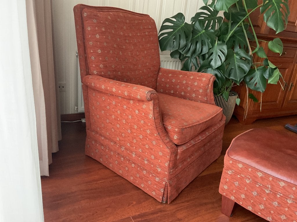 Relaxfauteuil plus leren hocker . Klassiek, Ophalen, Minder dan 75 cm, Zo goed als nieuw, 75 tot 100 cm