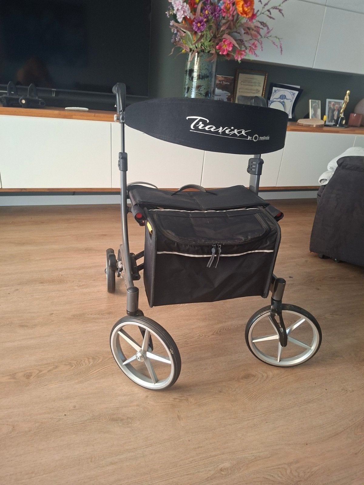 travixx rollator de luxe maat S, Diversen, Rollators, Ophalen, Lichtgewicht