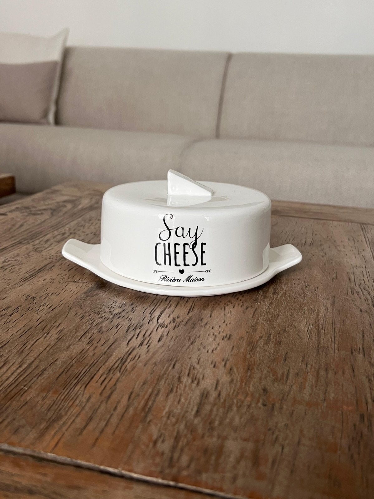 Rivièra Maison Say Cheese Kaasstolp Nieuw in Doos, Overige typen, Nieuw, Ophalen of Verzenden, Steen/keramiek