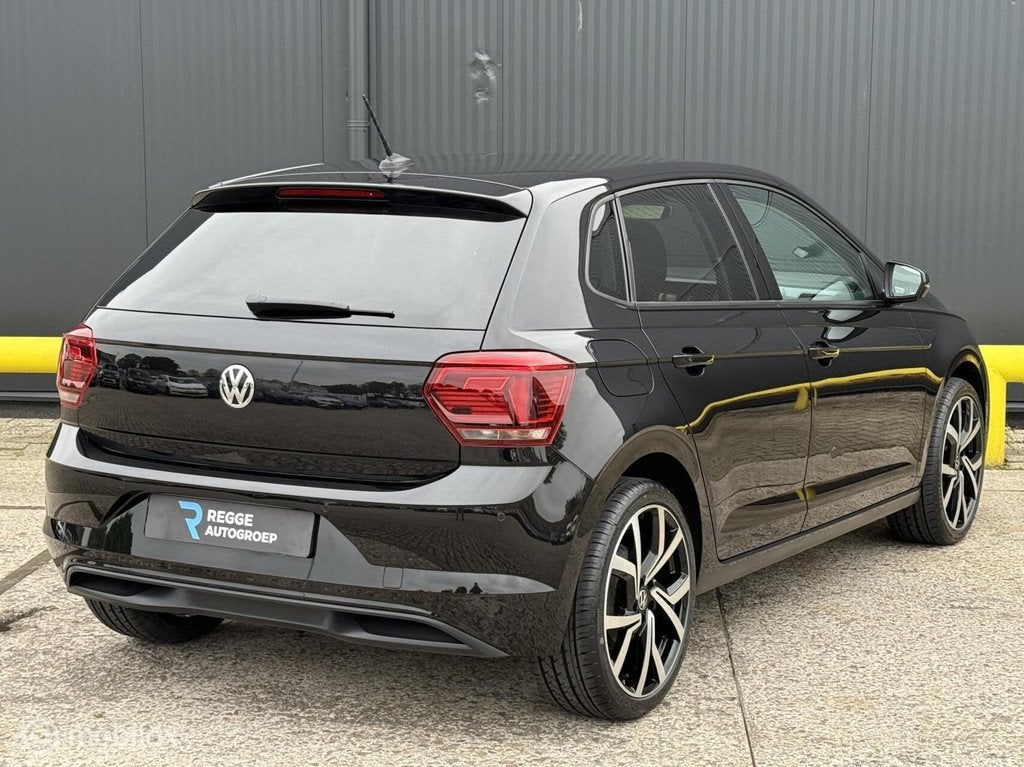 Volkswagen Polo 1.0 TSI Highline GTI velgen NAVI | PDC |, Voorwielaandrijving, 1063 kg, Gebruikt, 95 pk