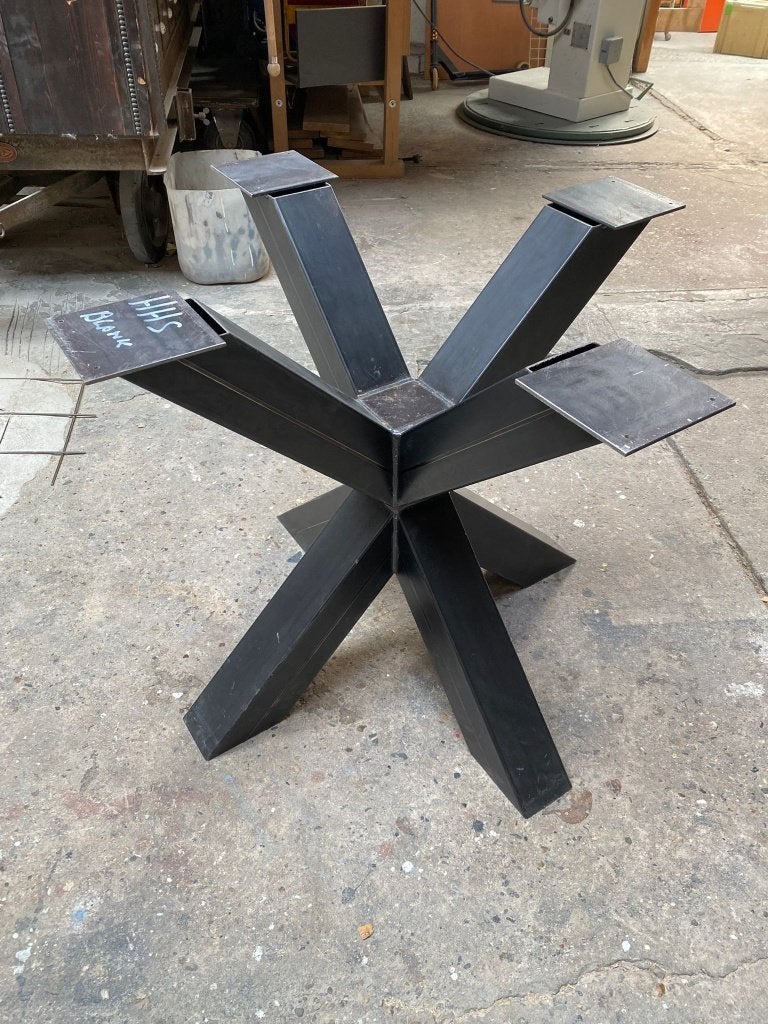Kruispoot staal interieur industrieel tuintafel of binnen, Huis en Inrichting, Tafelonderdelen, Tafelpoot, 50 tot 100 cm, Zo goed als nieuw