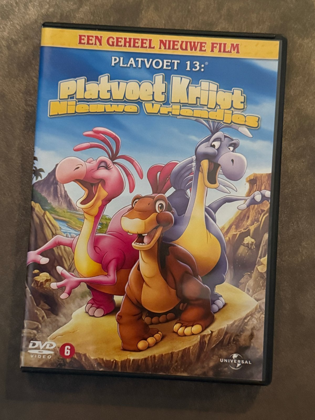 Platvoet 13: Platvoet Krijgt Nieuwe Vriendjes DVD, Gebruikt, Animatie, Amerikaans, Vanaf 6 jaar