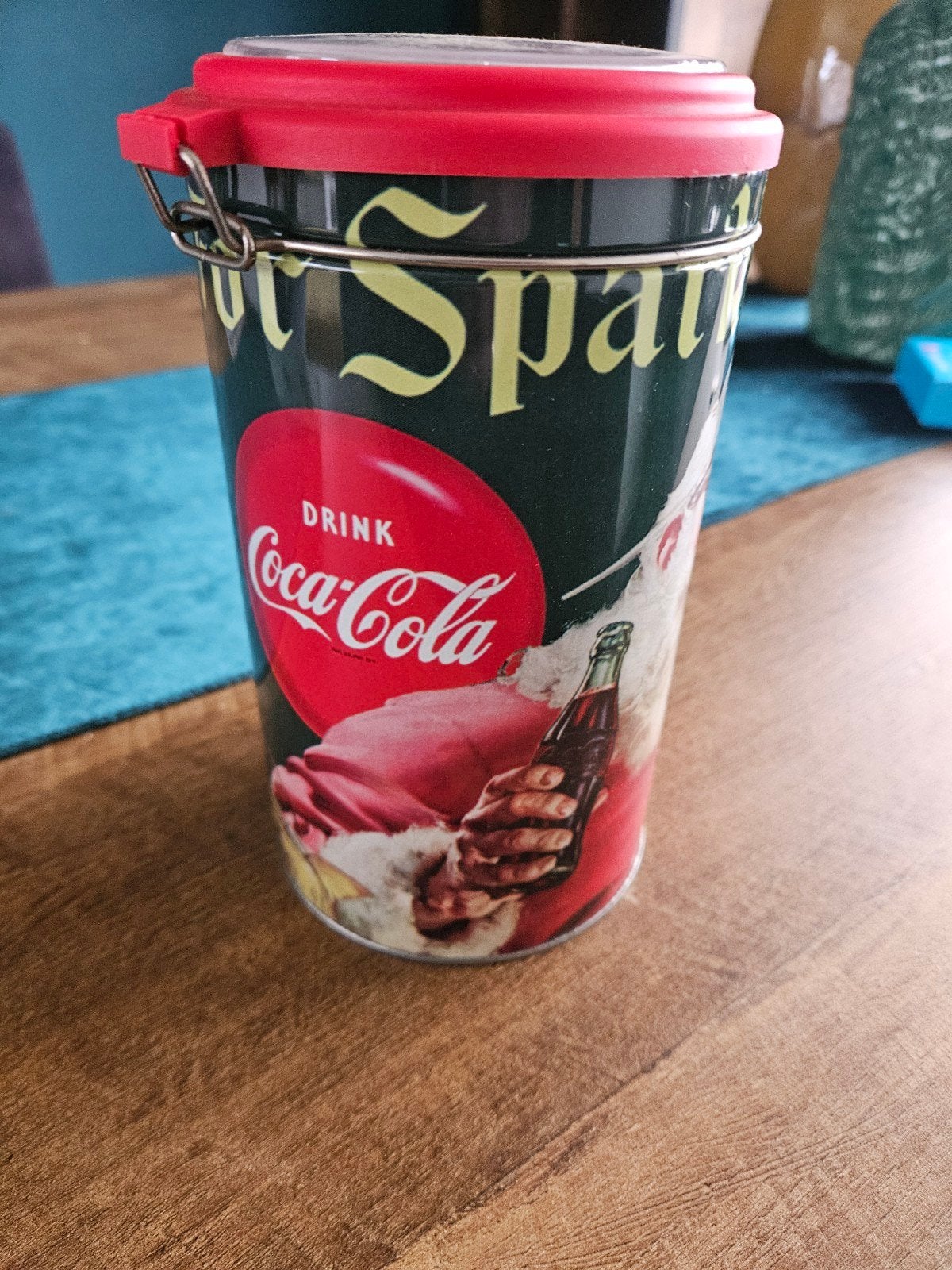 Coca-Cola Kerst Bewaarblik met Kerstman en Konijntjes, Ophalen of Verzenden