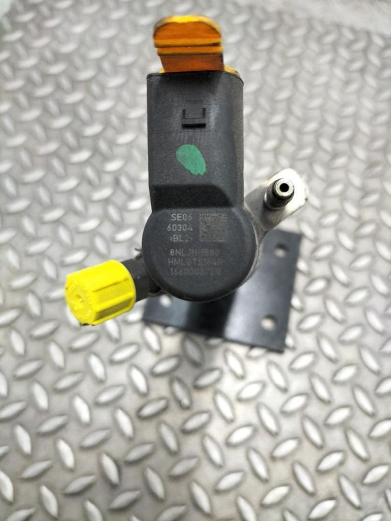 RENAULT MASTER BRANDSTOF INJECTOR / VERSTUIVER 166000372R 20, Auto-onderdelen, Ophalen of Verzenden, Gebruikt, Stiba lid