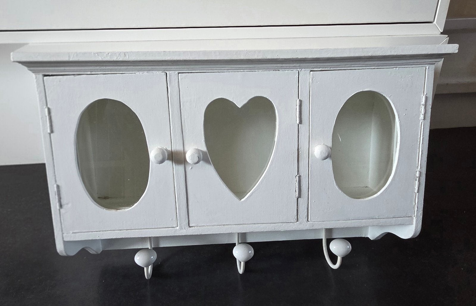 Witte brocante kapstok met opbergruimte en fotolijsten, Hout, Ophalen of Verzenden, Wit, Gebruikt