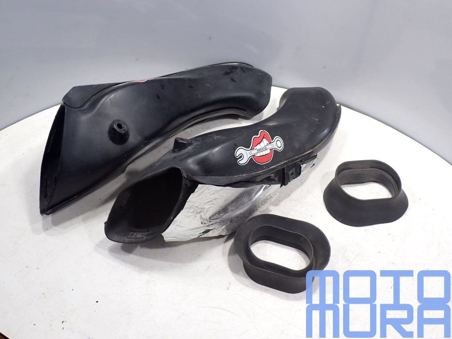 Suzuki GSXR 600 750  2004 2005 inlaat buizen inlaatbuis inla, Gebruikt, -, -, Ophalen of Verzenden