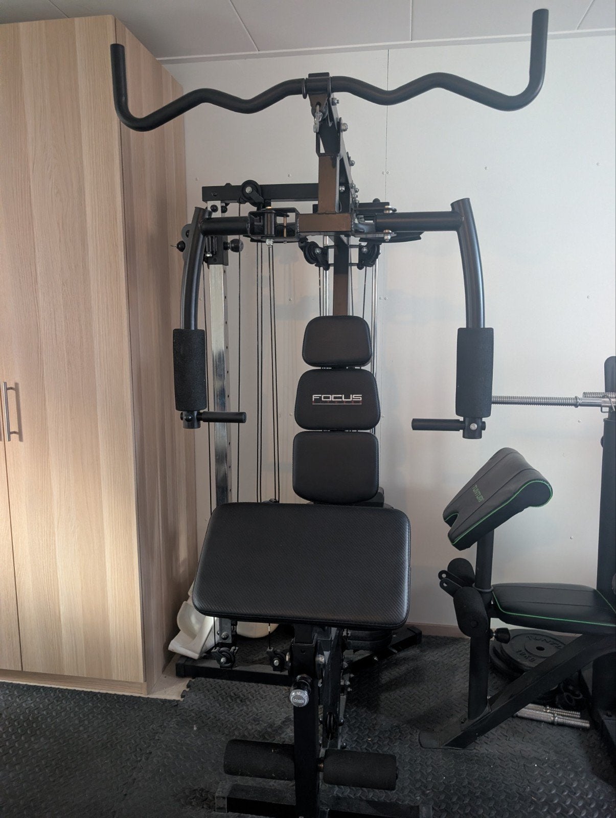Focus Fitness unit 6  Krachtstation, Sport en Fitness, Ophalen, Benen, Krachtstation, Zo goed als nieuw