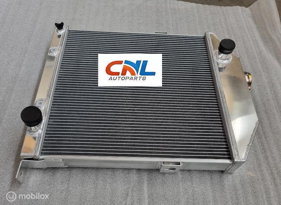 Radiateur Ford Car w/Chevy V8 Aluminum Radiator 1942-1948, Nieuw, Ophalen of Verzenden