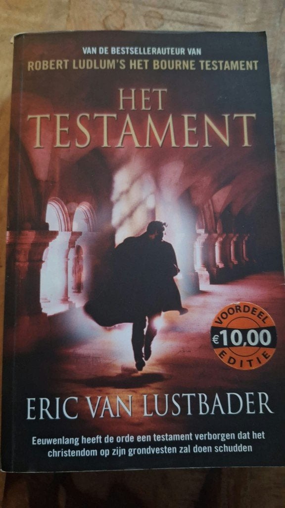 Het Testament - Eric van Lustbader (Robert Ludlum), Ophalen of Verzenden, Zo goed als nieuw, Nederland, Eric van Lustbader