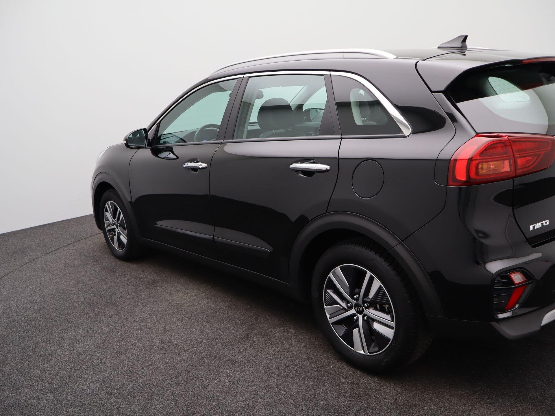 Foto 36 van Kia Niro 1.6 GDi Hybrid DynamicLine | Clima | Navi | Camera