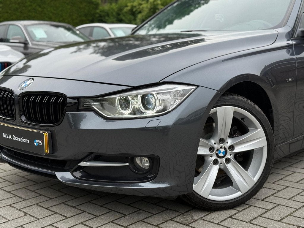 BMW 3-serie 320i EfficientDynamics Edition High Executive Sp, Auto's, BMW, Achterwielaandrijving, Gebruikt, 4 cilinders, Handgeschakeld