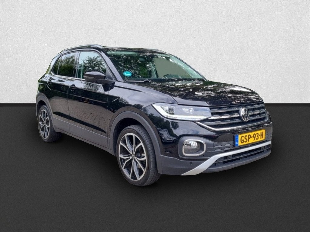 Volkswagen T-Cross 1.5 TSI Business STOELVERWARMING / APPLE, 4 cilinders, 150 pk, 1226 kg, Zwart