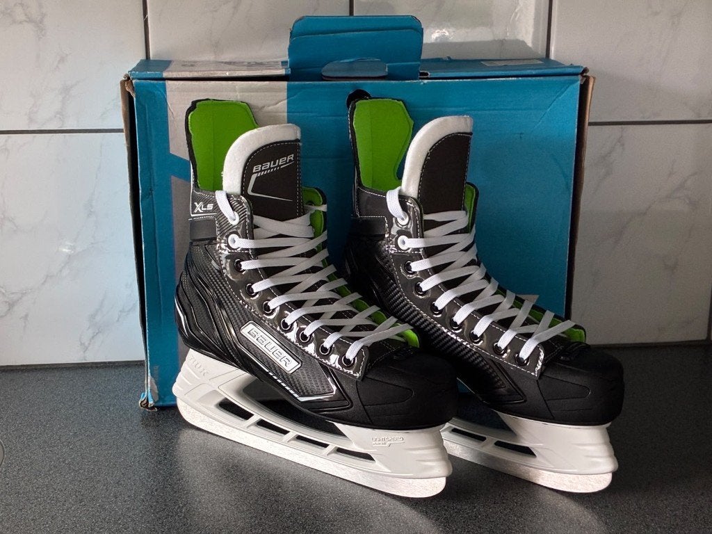 BAUER XLS IJshockey Schaatsen Maat 8 (EU 43) HELEMAAL NIEUW, Bauer, Verzenden, Nieuw, IJshockeyschaatsen