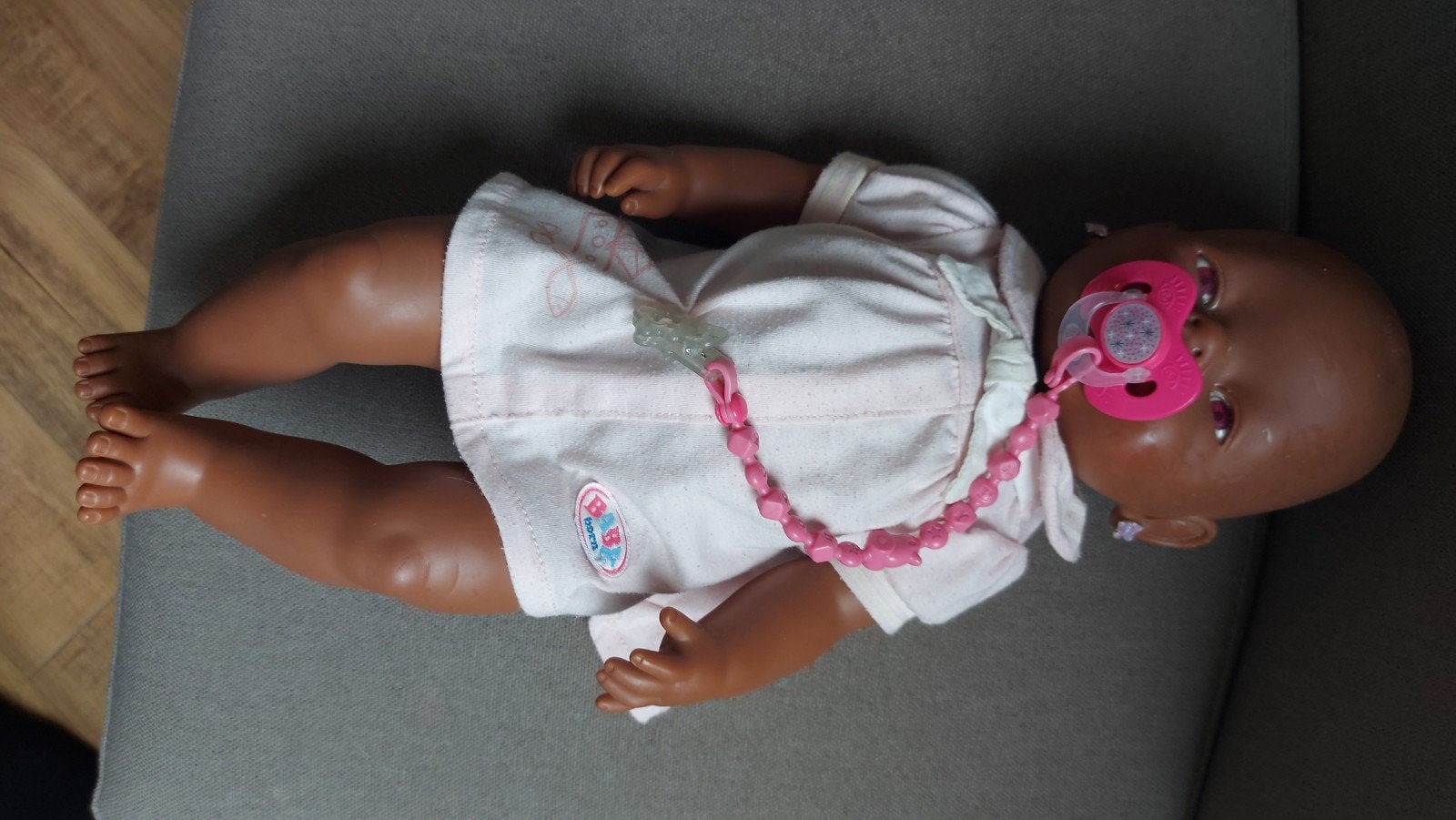 Baby Born pop met speen en kleding, Ophalen of Verzenden, Zo goed als nieuw, Babypop