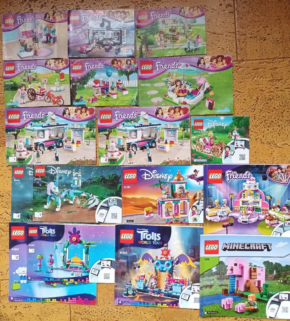 Diverse bouwbeschrijvingen Lego friends, Disney, Trolls etc., Gebruikt, Overige thema's, Lego, Overige typen