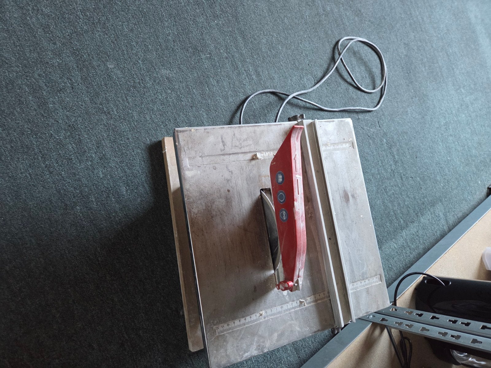 Tegel zaagtafel, Ophalen, Gebruikt, Overige materialen, Overige typen