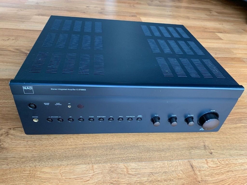 NAD C375 BEE versterker, Zo goed als nieuw, 120 watt of meer, Stereo, Ophalen