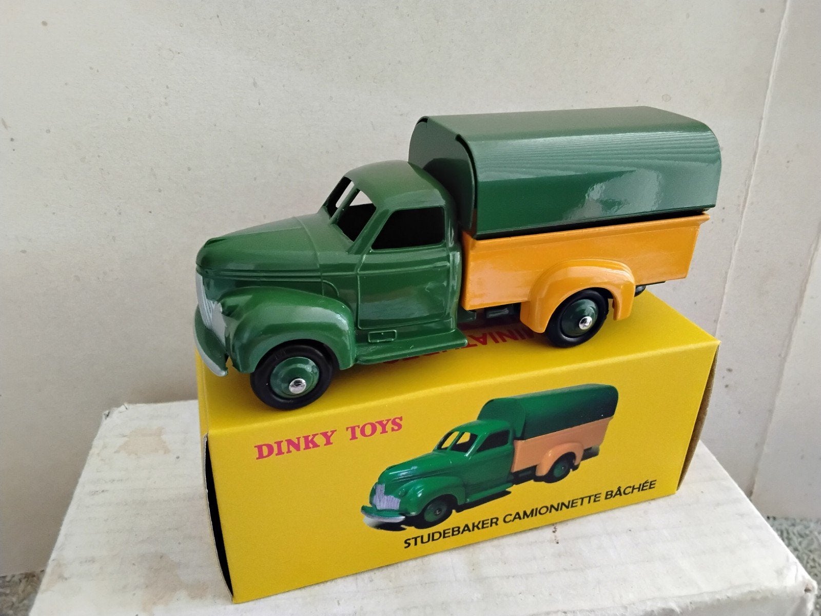DINKY  TOYS  ATLAS  STUDEBAKER  BÄCHËE   NO 25 Q, Ophalen of Verzenden, Auto, Dinky Toys